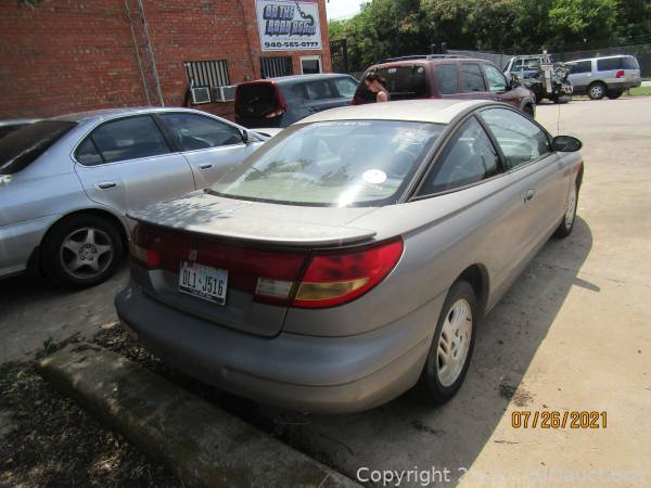 1999 SATURN SC2 - KEY / RUNS & DRIVES | LSOauctions