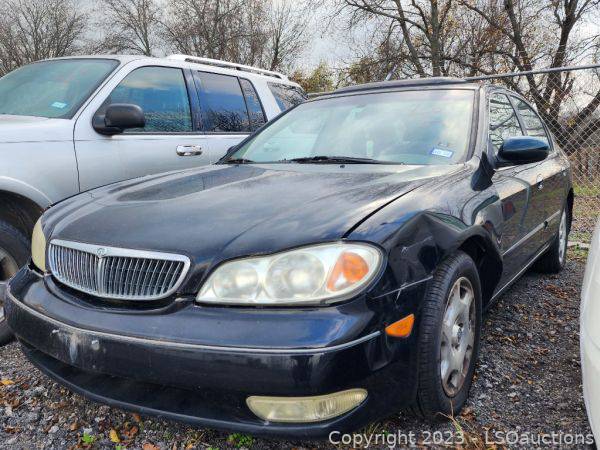 2001 Infiniti I30 - Key / Started | LSOauctions