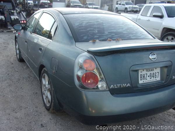 2002 green nissan altima