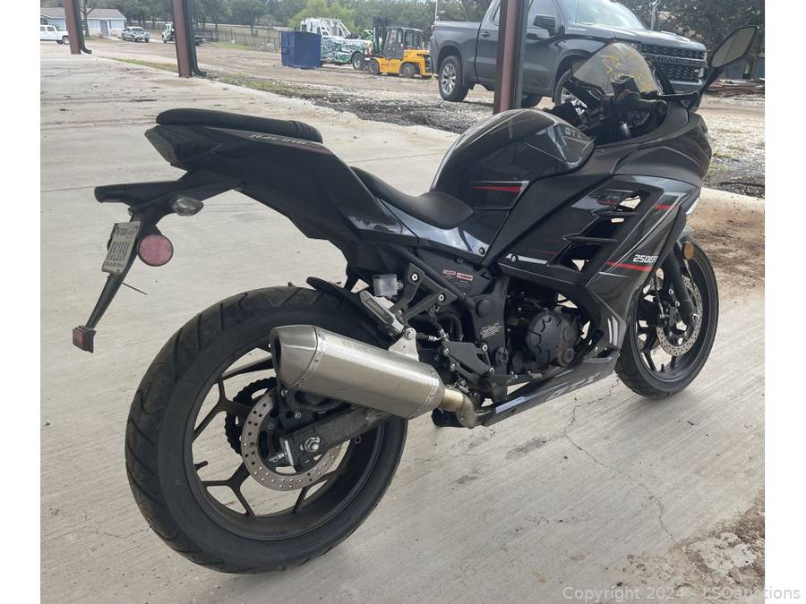 2024 FENGYUAN GTX MOTORCYCLE | LSOauctions